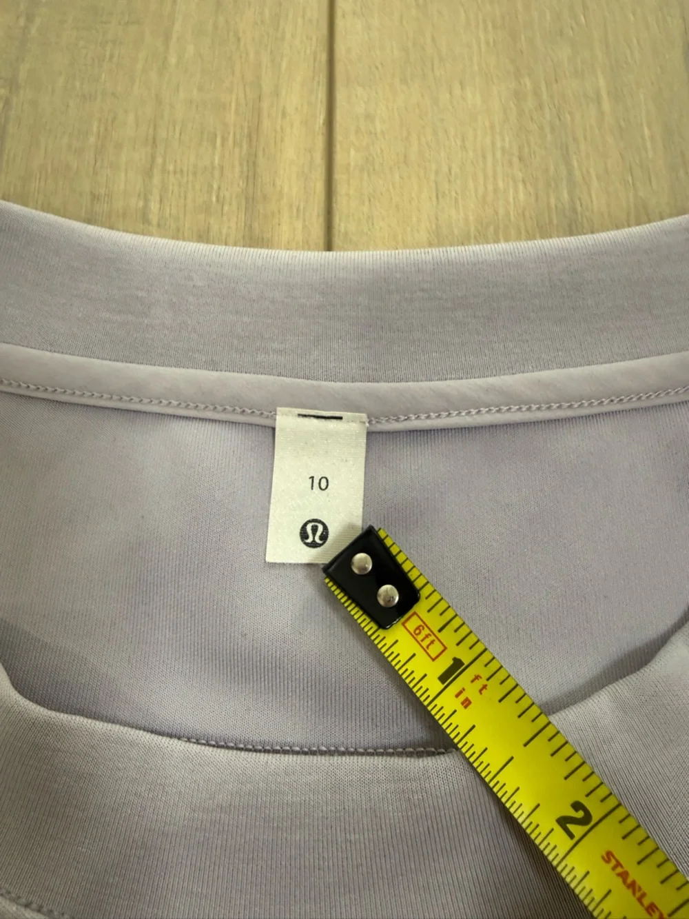 lululemon athletica Light Lavender Softstreme cropped sweatshirt